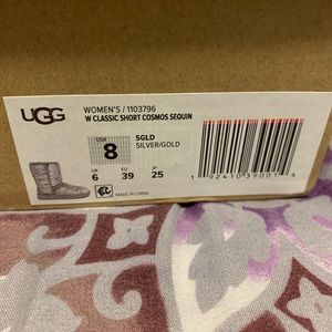 Size 8 Uggs Silver